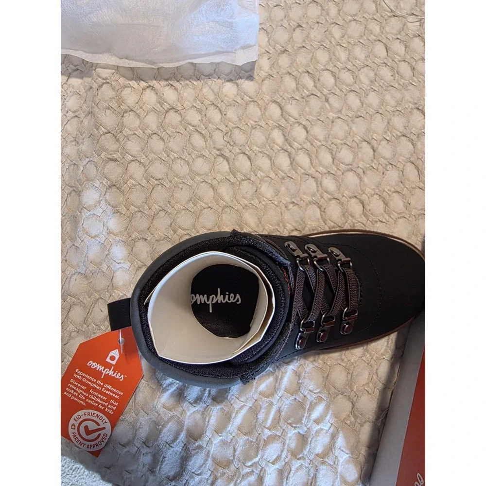 Toddler Boots Style Shoes,‎ Brand New In BOX Oophies Hudson Size 11Y